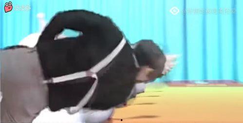 鸡哥早期爆料图片高清视频,高清图片与视频背后的故事  第1张